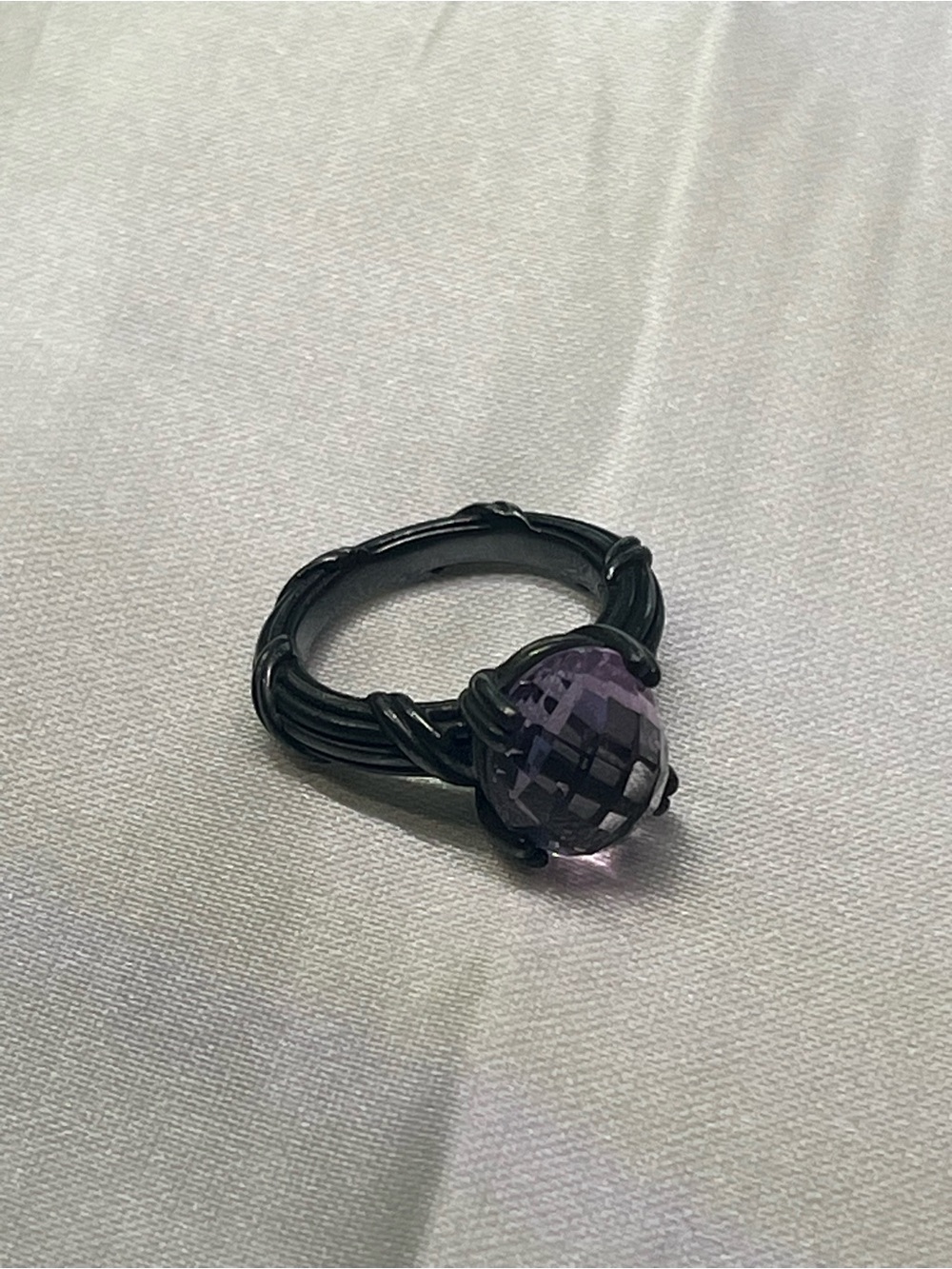 Peter Thomas Roth Lavender Amethyst Cocktail Ring - Picture 2 of 5